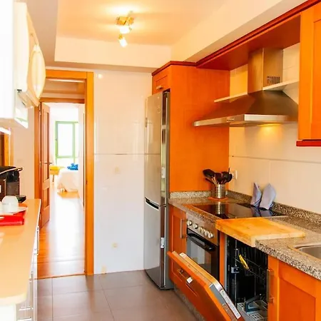 Luxury Apartment *
