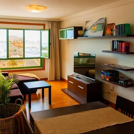 Luxury Apartment *